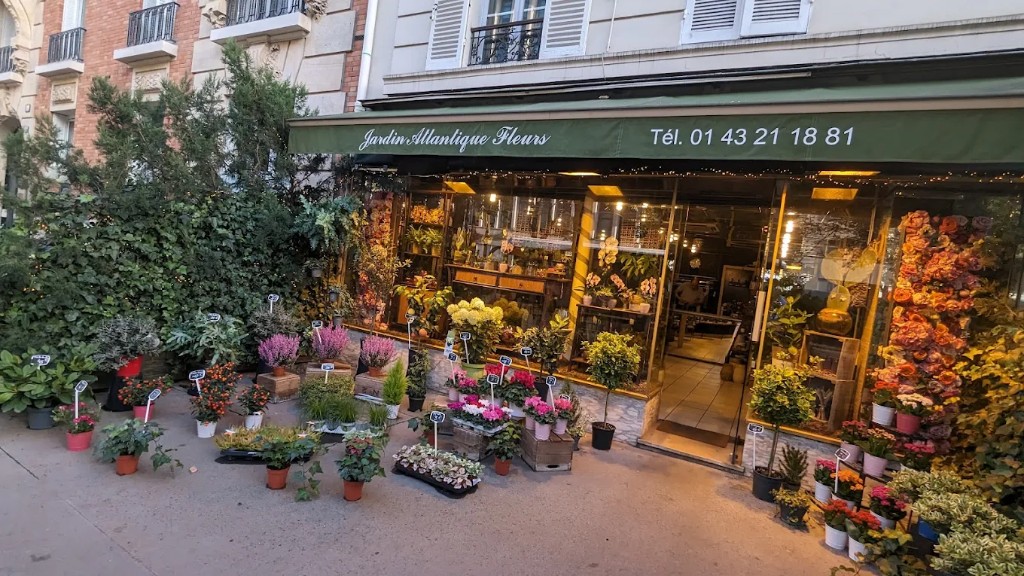 Façade du magasin Jardin Atlantique Fleurs en journée